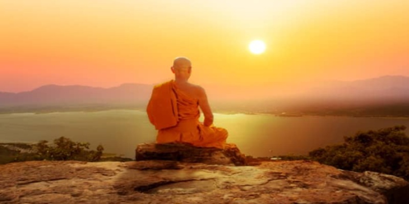ngu-mo-thay-nha-su-co-diem-gi-2